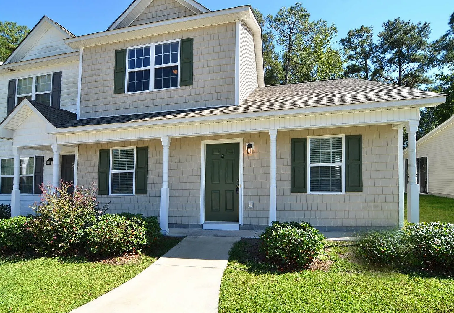 Beautiful End-Unit Townhome Near Topsail Island & Stoney Bay! — Photo 1