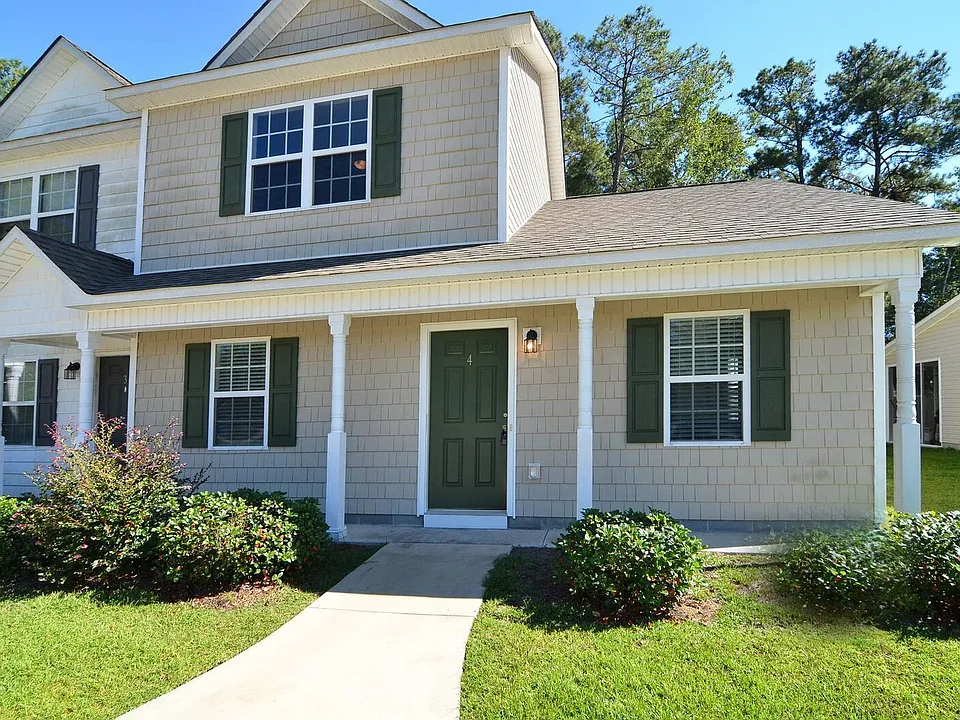 1404 Old Folkstone Rd #4