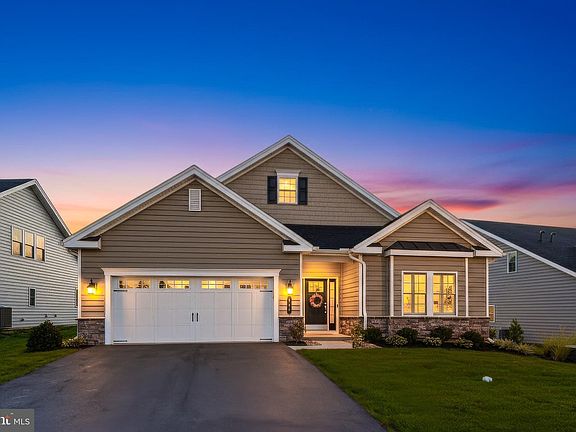 3rd image of 886 Founders Way