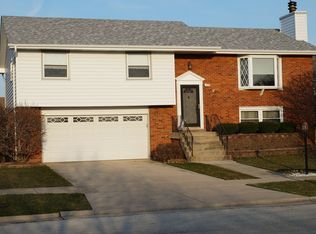 15630 Arroyo Dr, Oak Forest, IL