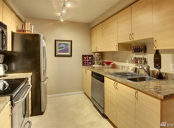 3rd image of 916 3rd Ave APT A207