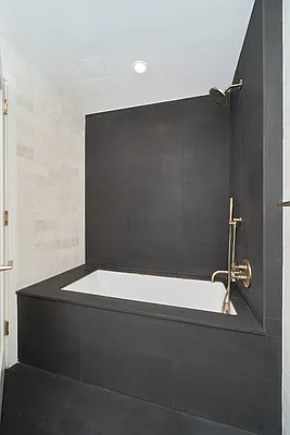 Rented by Compass | media 22