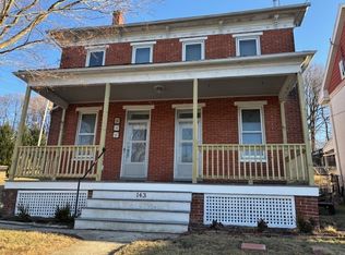 143 W Main St, Windsor, PA 17366