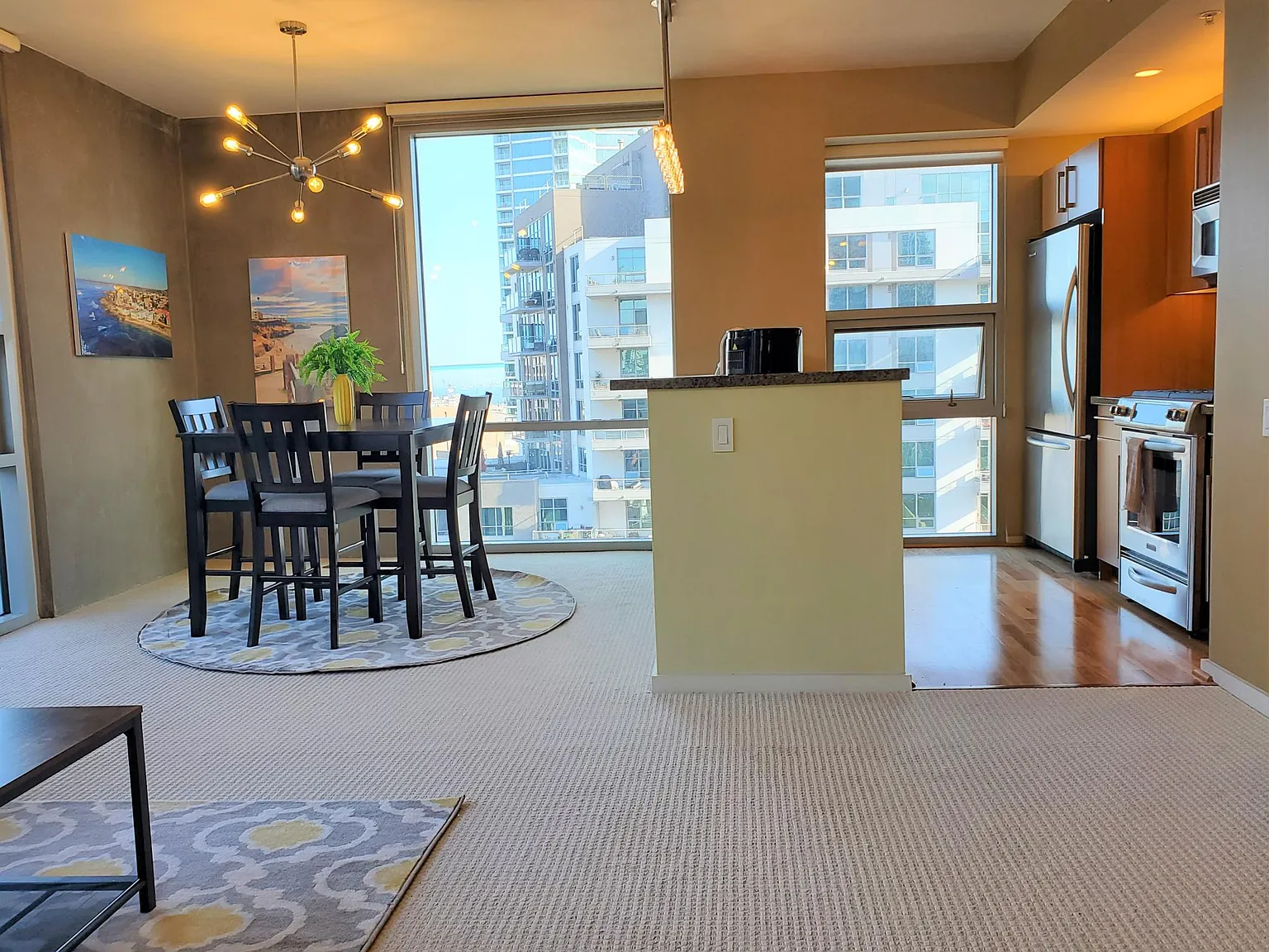 2 bed, 1103 sqft, $4,250 — Photo 4