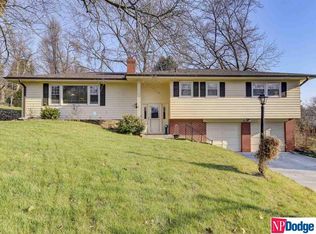 8414 Cedar St, Omaha, NE 68124