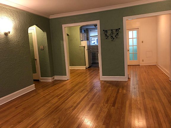 4th image of 1222 W Jarvis Ave APT 2S
