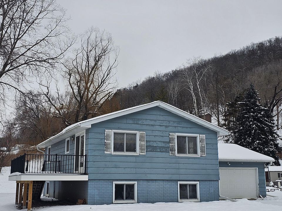 2nd image of 211 Edgeview Dr