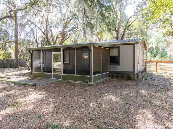 2958 NE 161st Pl, Citra, FL 32113