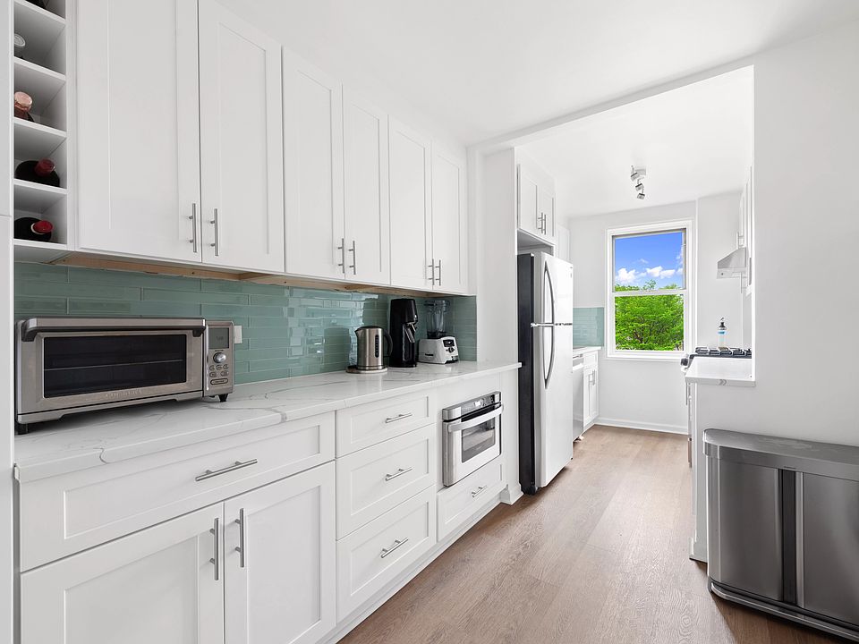 1st image of 180 Van Cortlandt Park S APT 5L