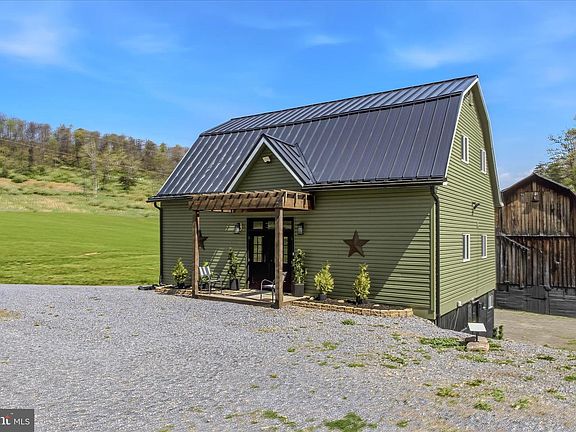 3rd image of 347 Meadow Valley Pl