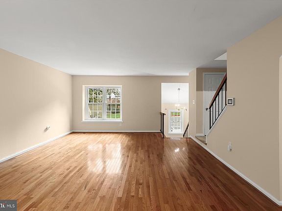 5th image of 7465 Swan Point Way Unit 4-8