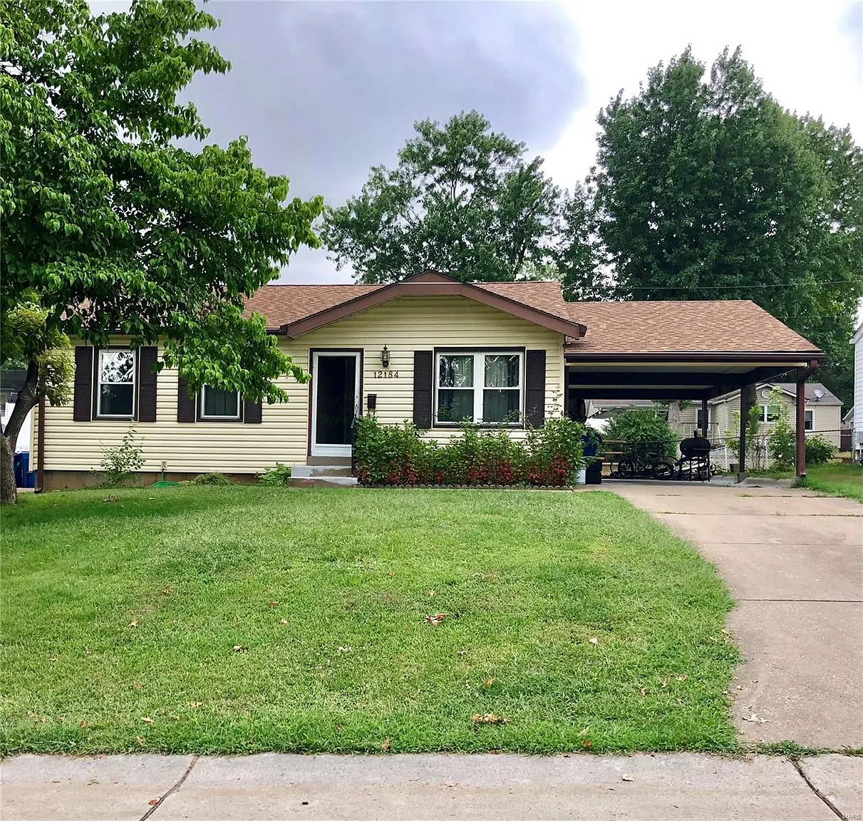 12184 Parkwood Pl photo 1