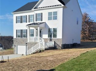 236 Wyncrest Dr, Butler, PA 16001