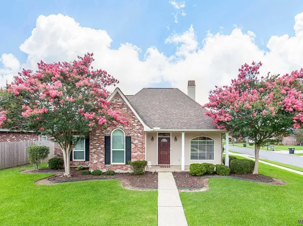 1906 Hunters Trail Dr, Baton Rouge, LA 70816