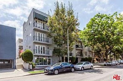 2nd image of 2219 S Bentley Ave APT 101