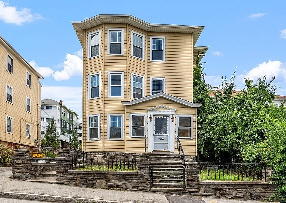 79 Gage St #3