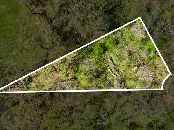 8 Halvergate Ln, Bella Vista, AR 72715