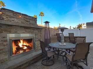 2438 Newport Blvd, Costa Mesa, CA 92627