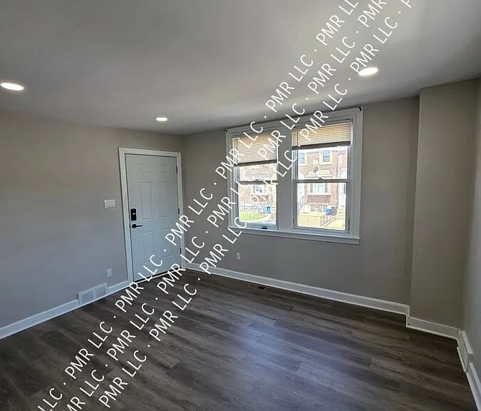 4344 Vista St #1 — Photo 25