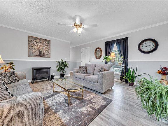 4th image of 105 Willowridge Dr