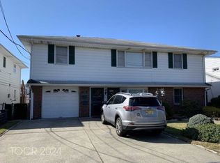 122 Columbia Ln, Lodi, NJ 07644