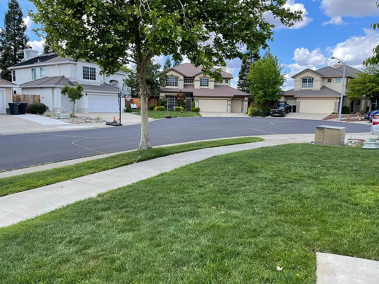 18 Crystal Hill Ct — Photo 6