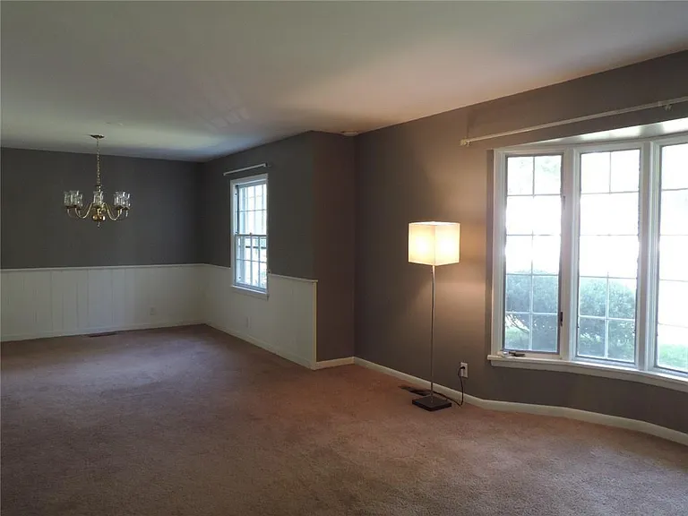 3765 East Ave — Photo 13