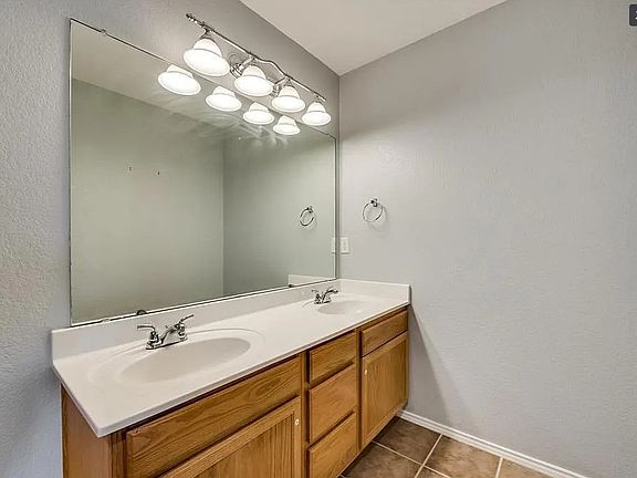3rd image of 215 Garden Valley Ln