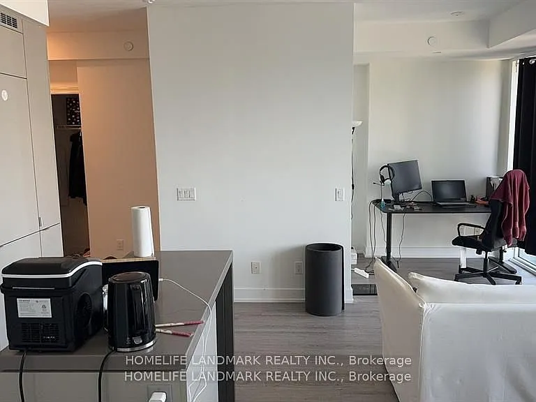 7 Grenville St #3107 — Photo 9