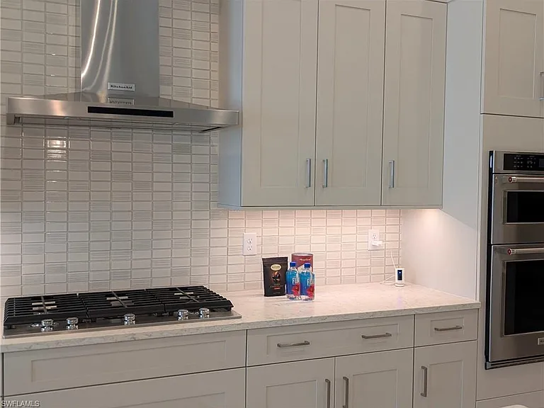 9077 Wisteria Way — Photo 8