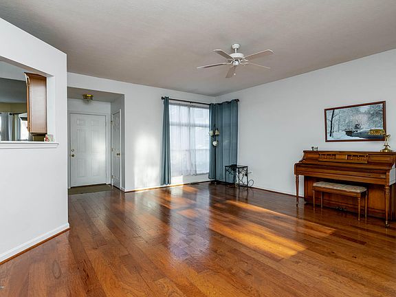 4th image of 6504 Spencerwood Ct