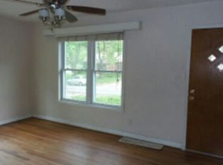 5058 NE Tarkio St, Kansas City, MO 64118