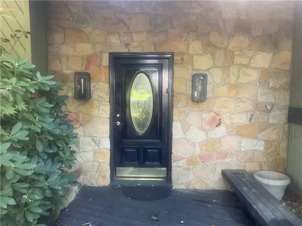 146 Washington Dr, Fayette City, PA 15438