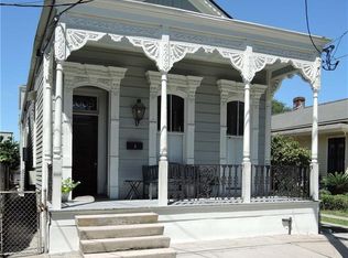 2009 Dauphine St APT 4, New Orleans, LA 70116