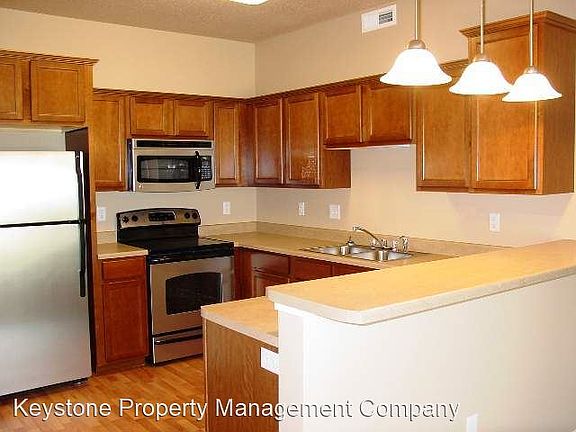 5th image of 440 Madison Ave Unit 2