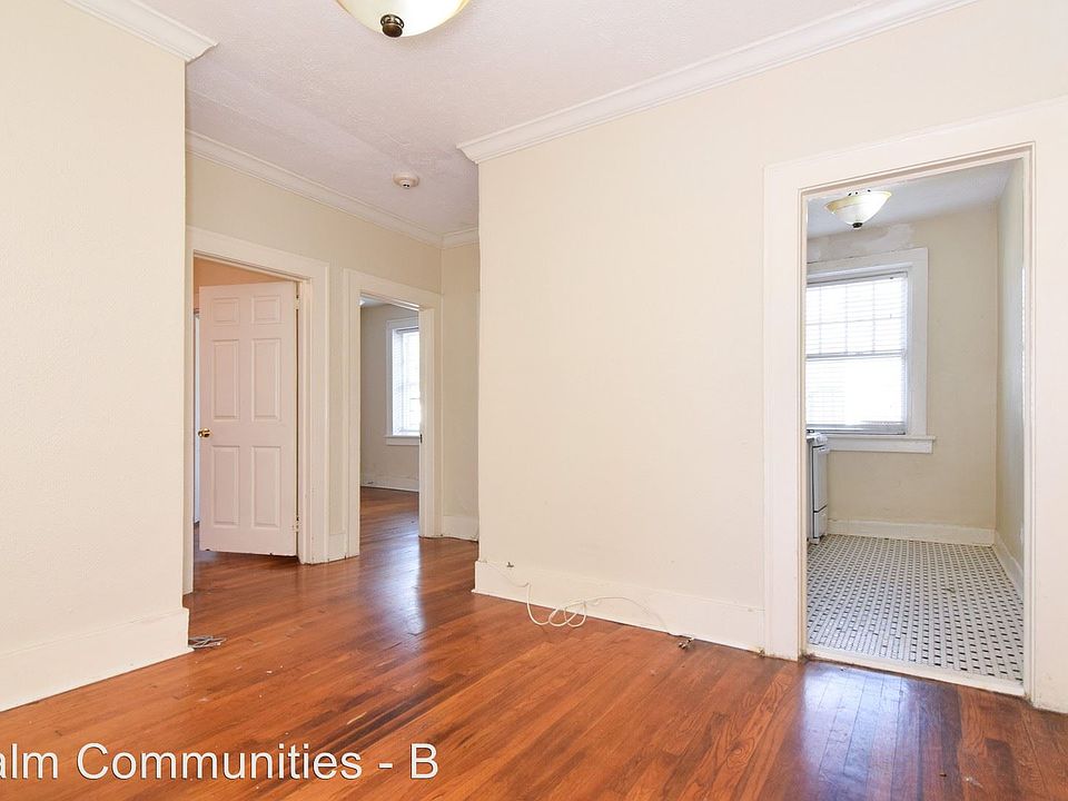 1st image of 615 W Horatio St APT 04
