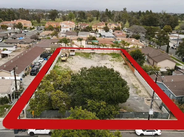 1113 N Bewley St #21, Santa Ana, CA 92703