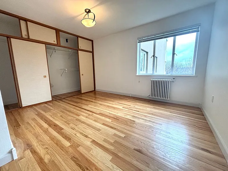 1800 Taylor Ave N #101 — Photo 5
