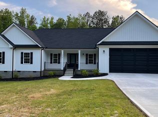 136 Maret Rd, Townville, SC 29689