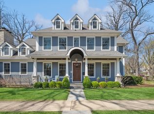 701 Linden Ave, Wilmette, IL 60091