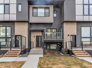 50 Ebony Blvd #41, Strathcona County, AB T8H2X4
