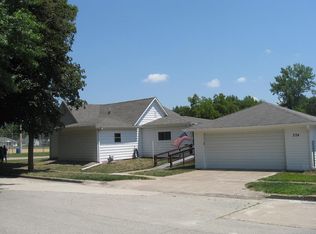 224 Shelby St, Brookfield, MO 64628