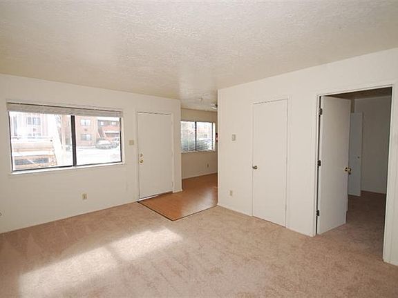 4th image of 247 Camino Real SW