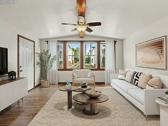 3rd image of 928 E Land Pl #928