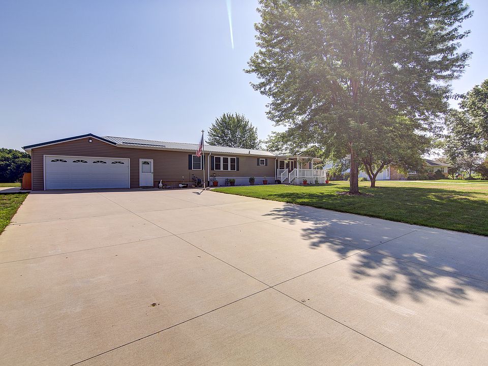 17 Meadow Ln, Prophetstown, IL 61277 Zillow