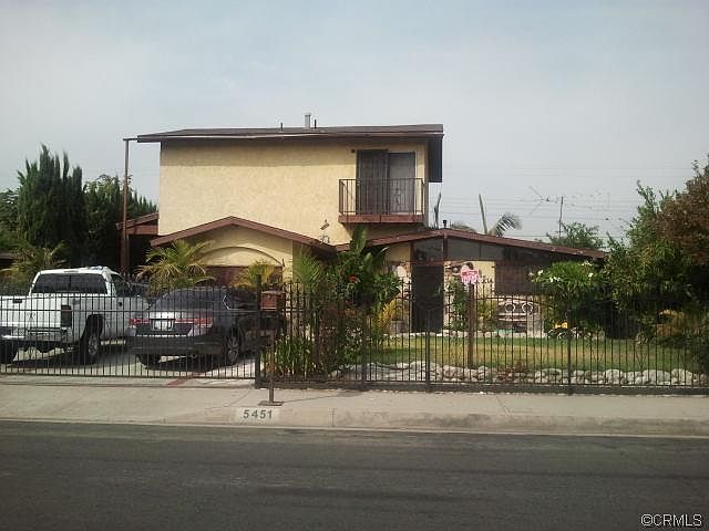 1st image of 5451 N Heathdale Ave