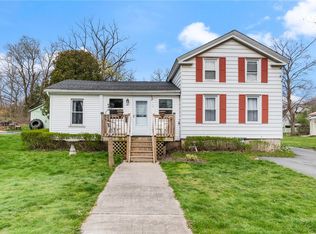 307 Vienna St, Newark, NY 14513