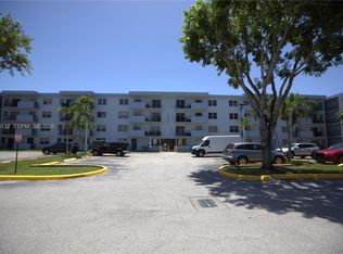 Segovia, Miami, FL 33184