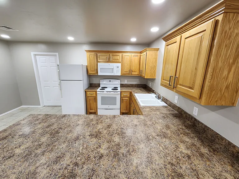 15400 County Road 3537 — Photo 5