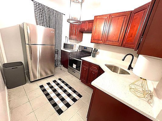 1st image of 173 E 91st St #B2